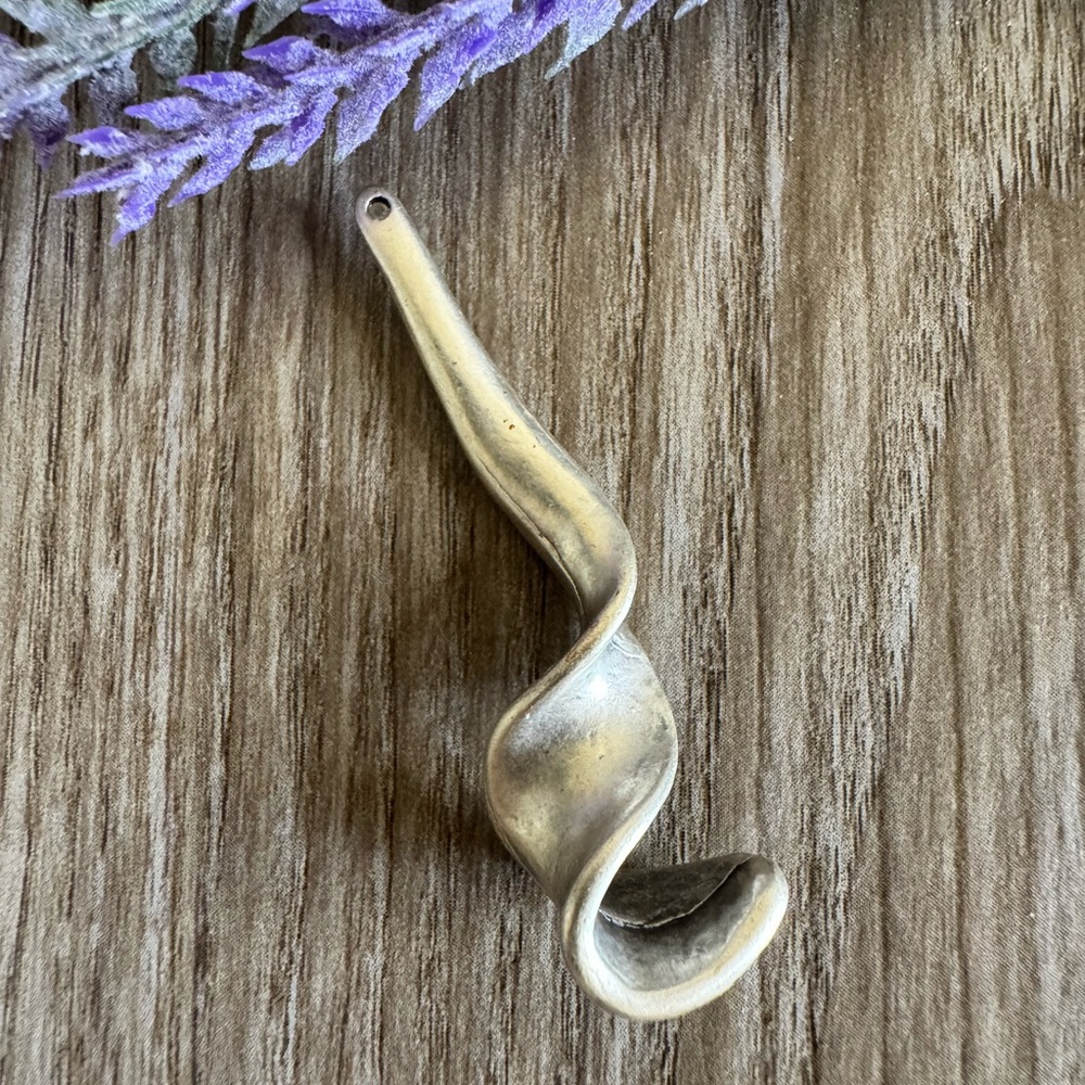 Antiqued Silver Spiral Pendant - SKU C
